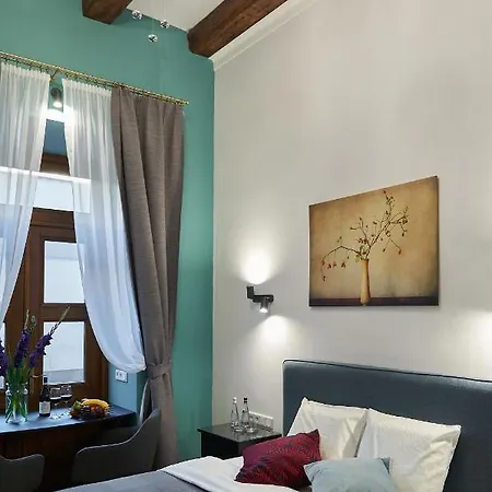 7 Heaven Elegant Old Town Bed & Breakfast Krakau