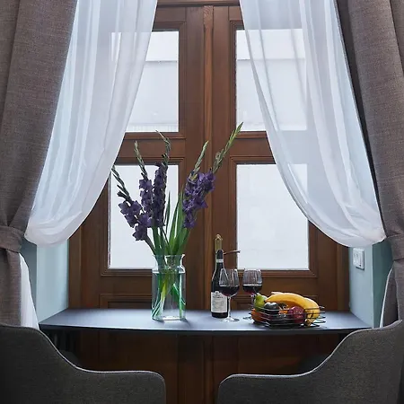 7 Heaven Elegant Old Town 4*