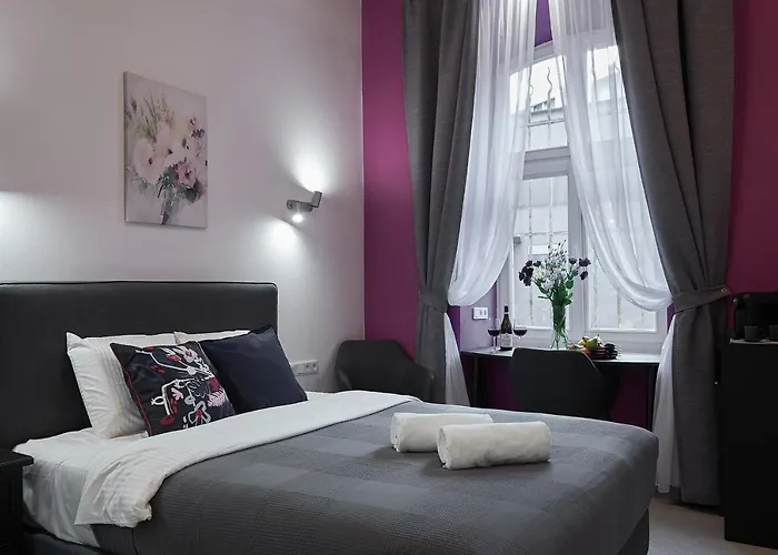 7 Heaven Elegant Old Town Bed and breakfast Cracovia