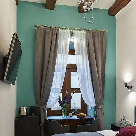 7 Heaven Elegant Old Town B&B *