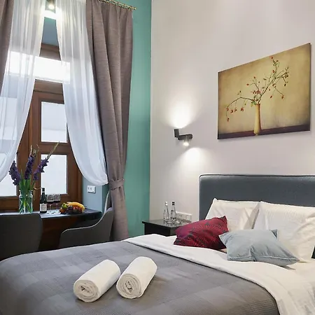 7 Heaven Elegant Old Town B&B